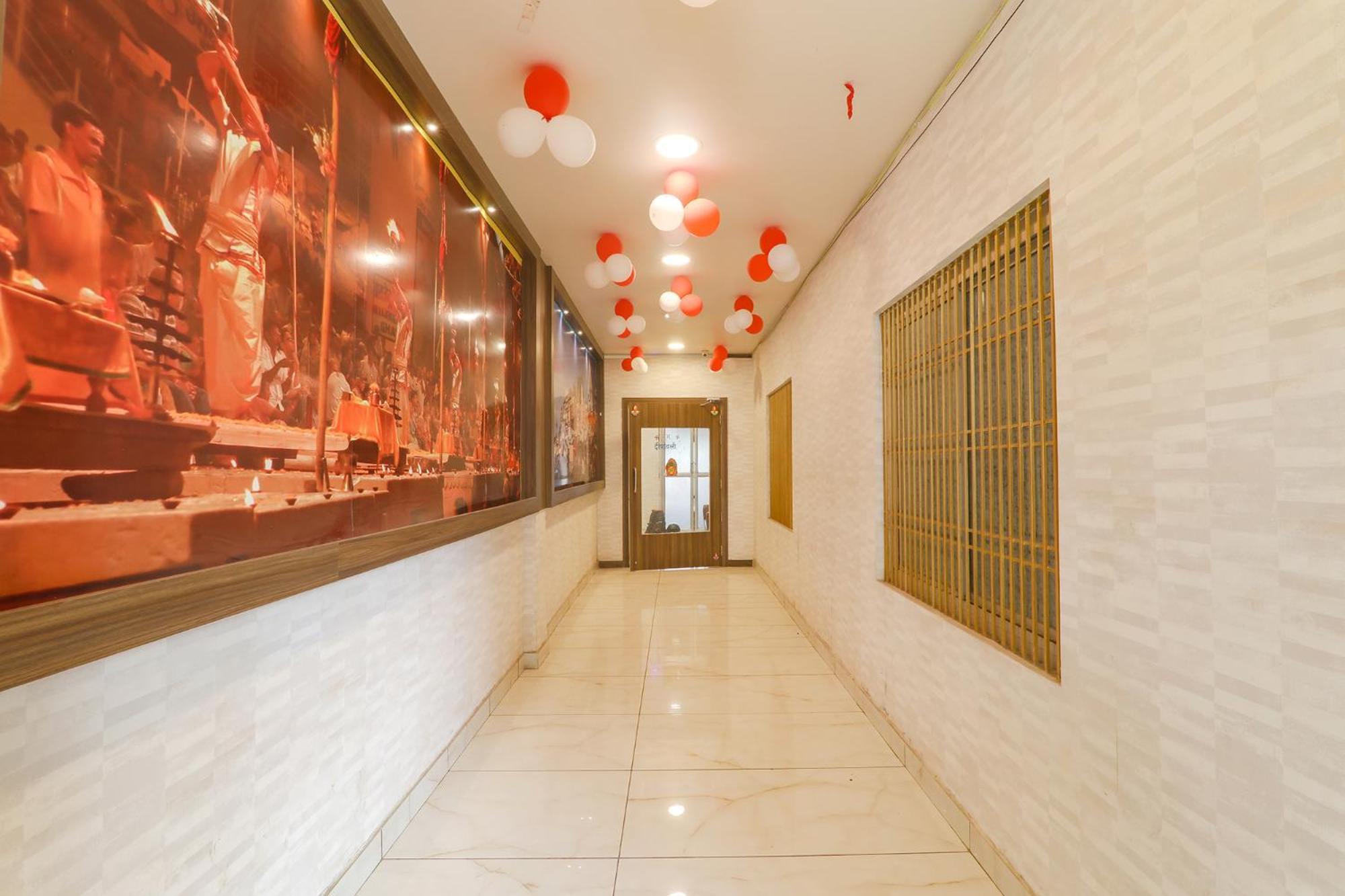 Fabhotel Swarn Banquet Kakarmatha Esterno foto
